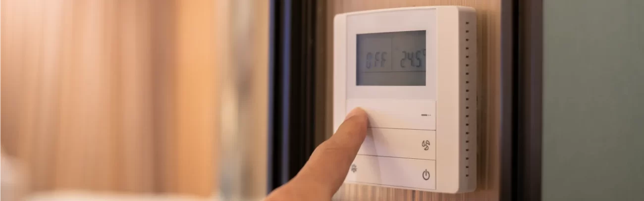 Hotel Thermostat