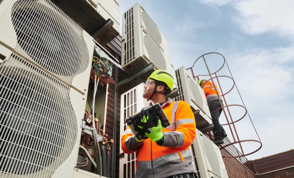 Aircon Maintenance Engineers