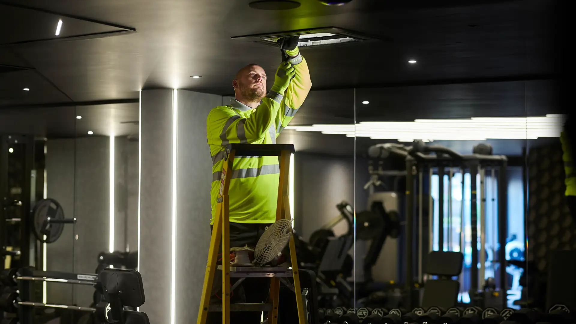 Air-Con Maintenance in Gym